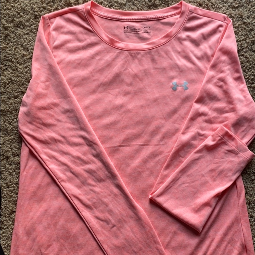 Women’s Medium Under Armour Long sleeve Tee